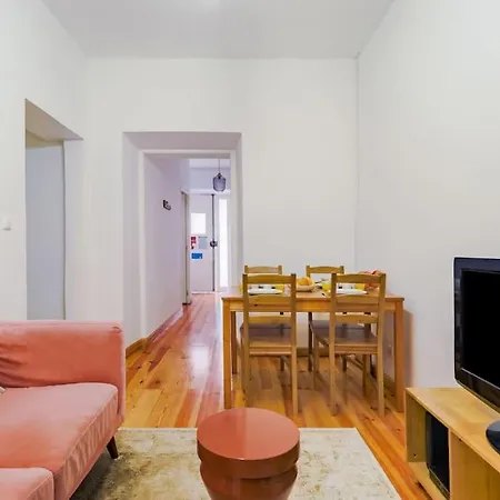 Santana Lisbon Stay | Walk To Metro & Downtown * Lisboa