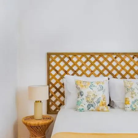 Santana Lisbon Stay | Walk To Metro & Downtown Lisboa