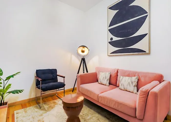 Διαμέρισμα Santana | Walk To Metro & Downtown *