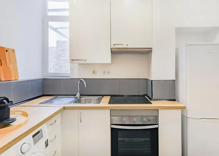 Διαμέρισμα Santana | Walk To Metro & Downtown *