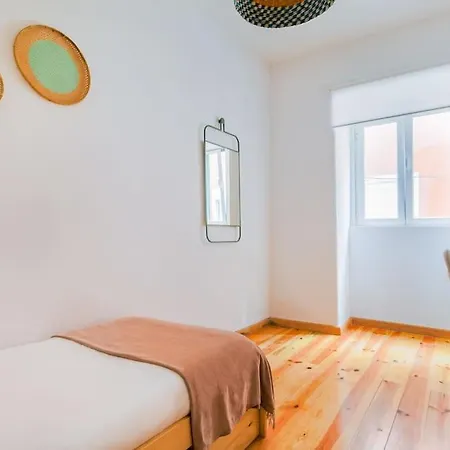 Santana | Walk To Metro & Downtown Apartamento *