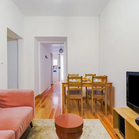 Апартаменти Santana | Walk To Metro & Downtown *